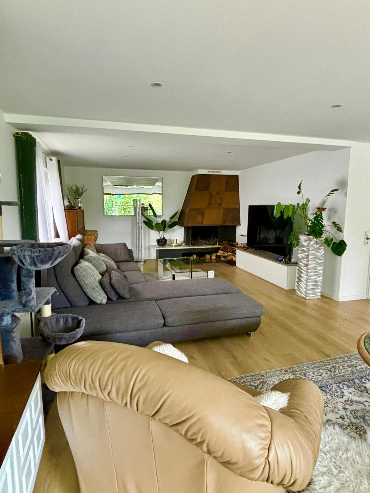 Wolkenzimmer Mit 140 Cm Bett Im Erdgeschoss Seligenstadt Bagian luar foto